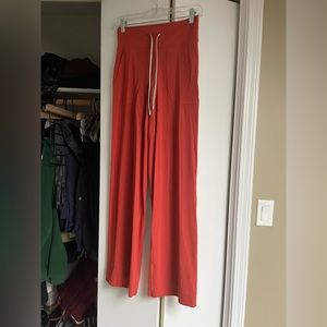 Lululemon throwback still pant in red rock